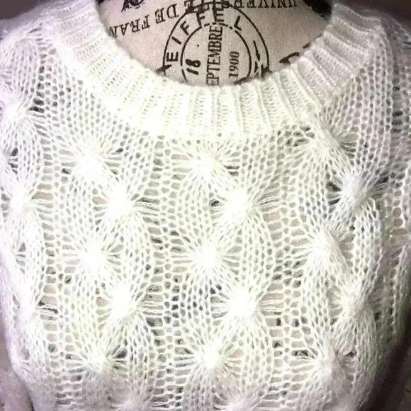 Wet Seal Acrylic sweater - Picture 3 of 4